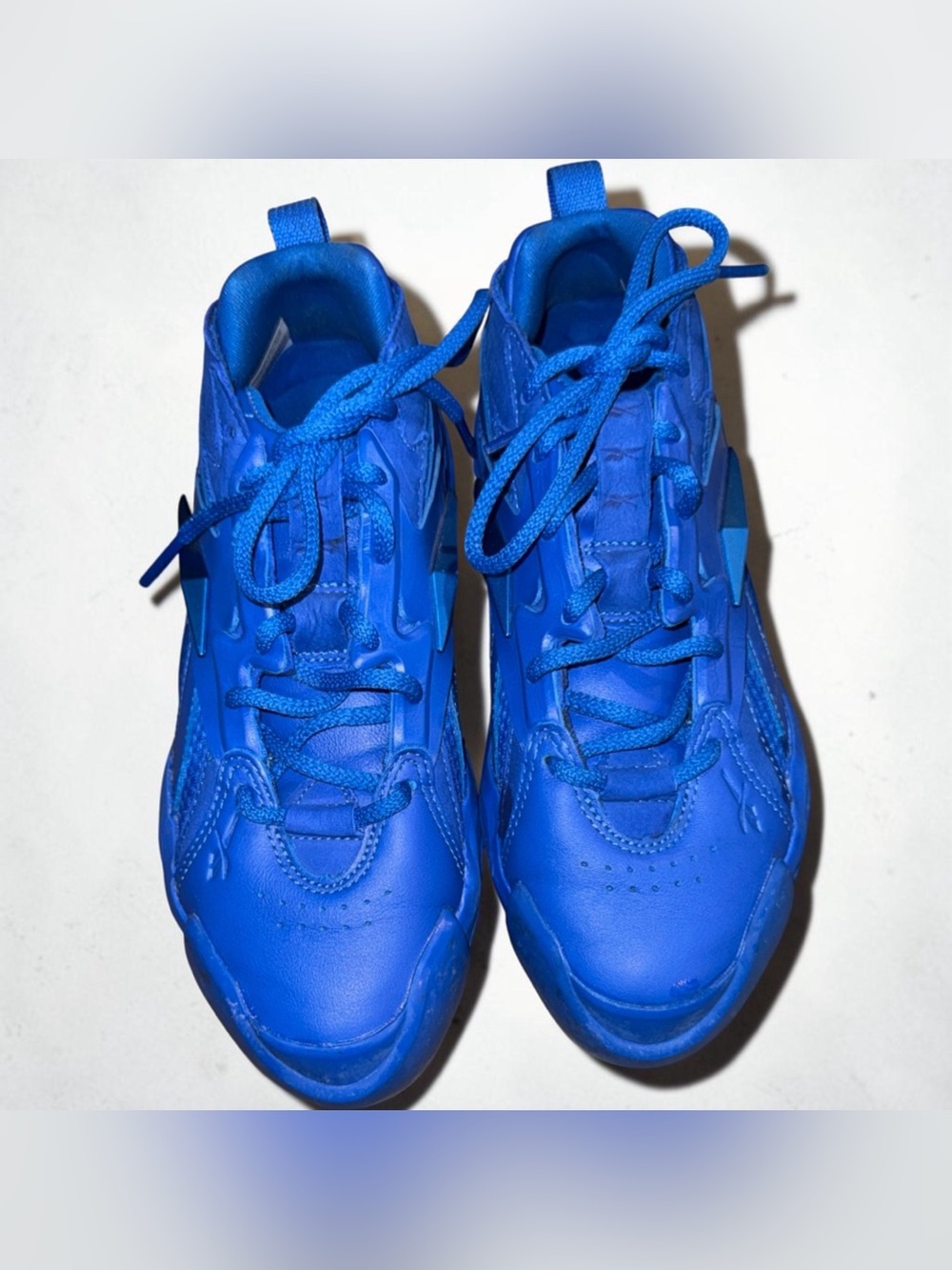 Women’s Blue Athletic Sneakers - Reebok Cardigan B Size 6.5